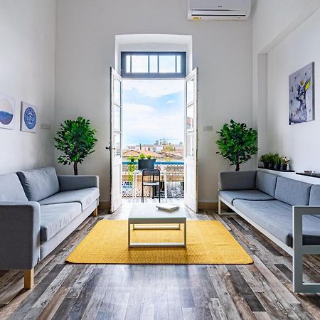 Bee Hostel Limassol Ngoại thất bức ảnh